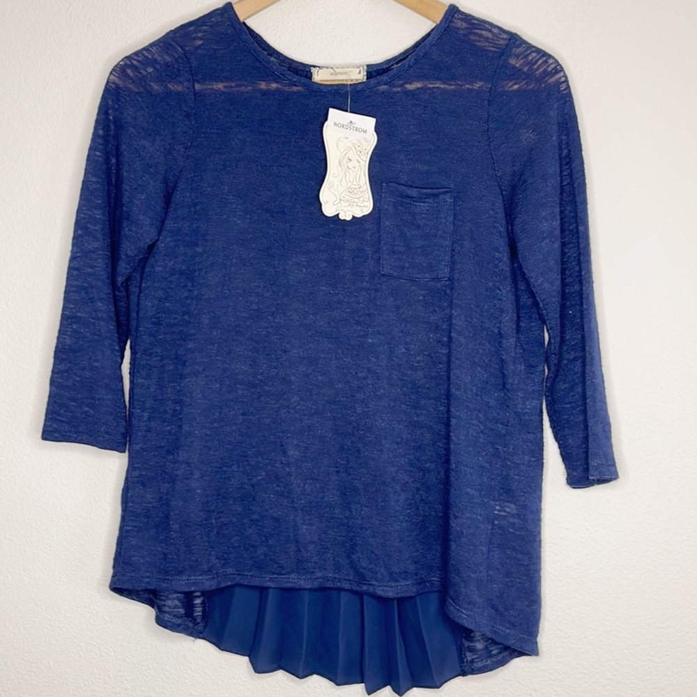 Soprano  accordion back blouse L